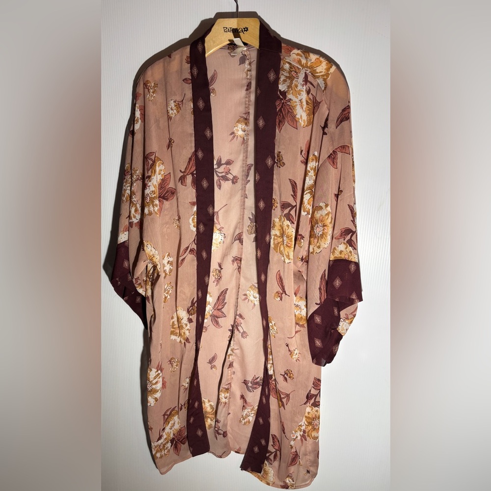 Xhilaration Brown and Tan Kimono/robe